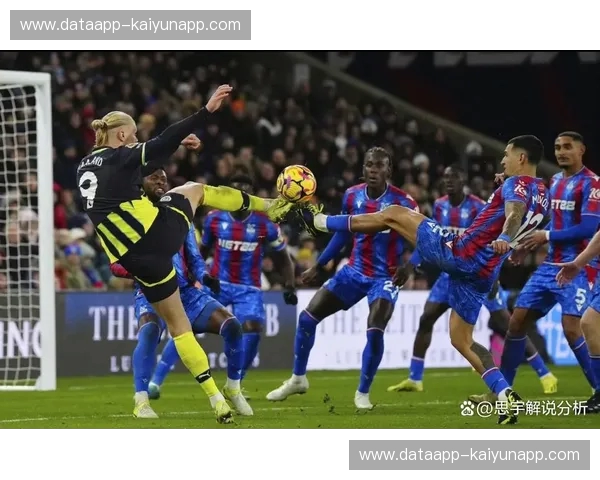 梦剧场的救赎还是伦敦鹰的突袭？曼联vs水晶宫深度前瞻及终极预测